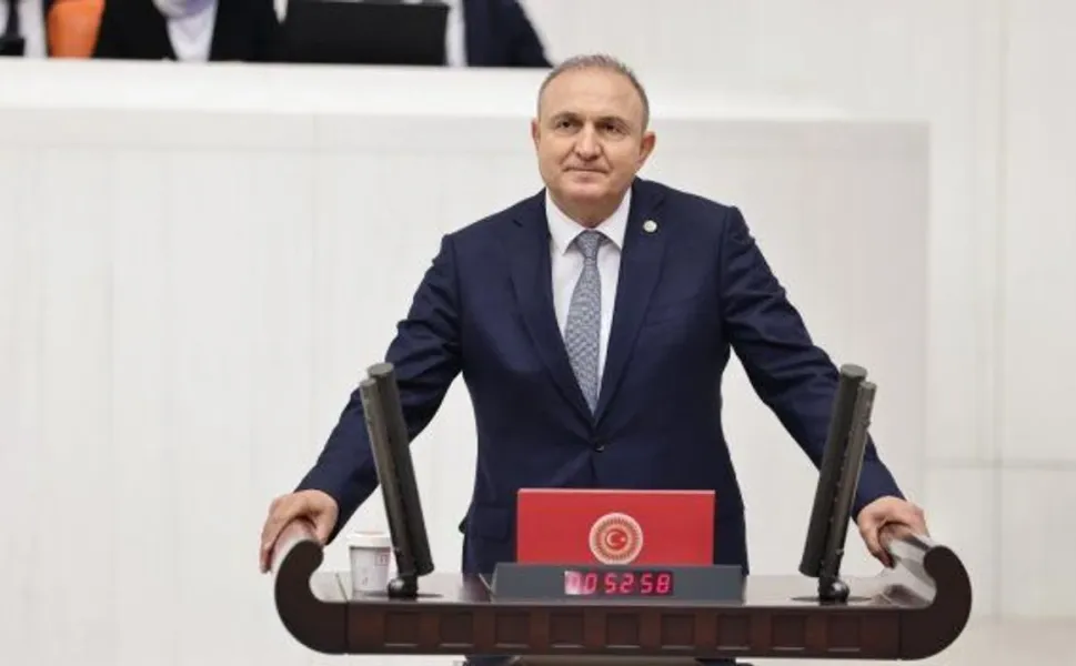 İYİ Parti Aydın Milletvekili Ömer Karakaş partisinden istifa etti!