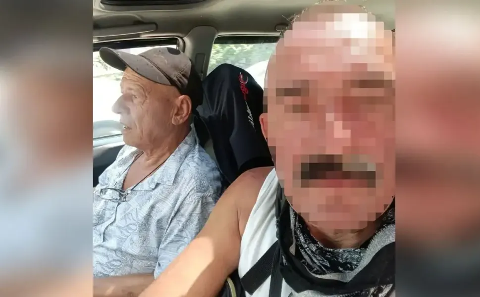 Tartıştığı ev arkadaşını kafasını çekiçle ezerek öldürdü!