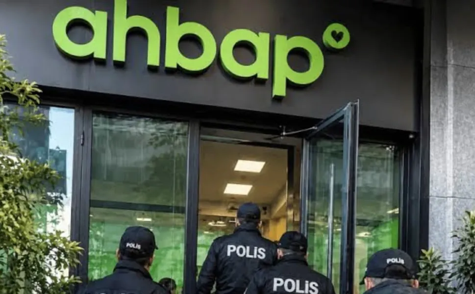 Ahbap Derneği'ne 5'inci dalga operasyon: 53 kişiye gözaltı kararı