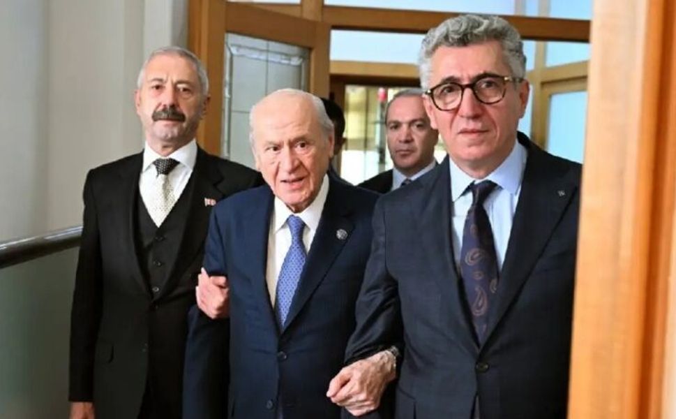 MHP, Sarallar ile Şahinler ‘barışını’ duyurdu