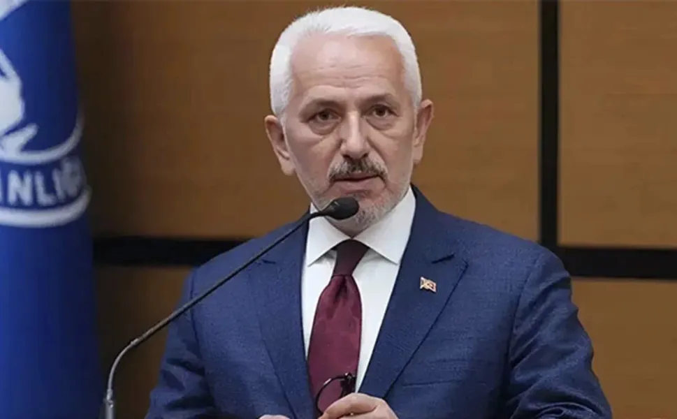CHP'ye geçen Ekrem Baki, Üsküdar ve İBB meclis üyeliklerinden istifa etti