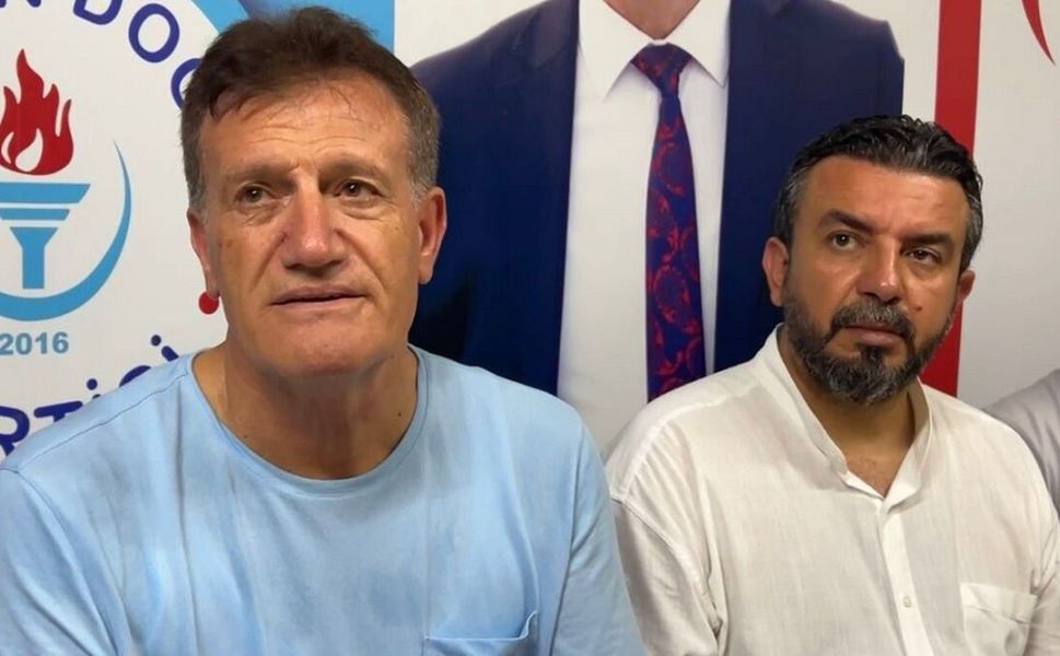 KKTC'de bakan görevden alındı, YDP hükümetten çekildi