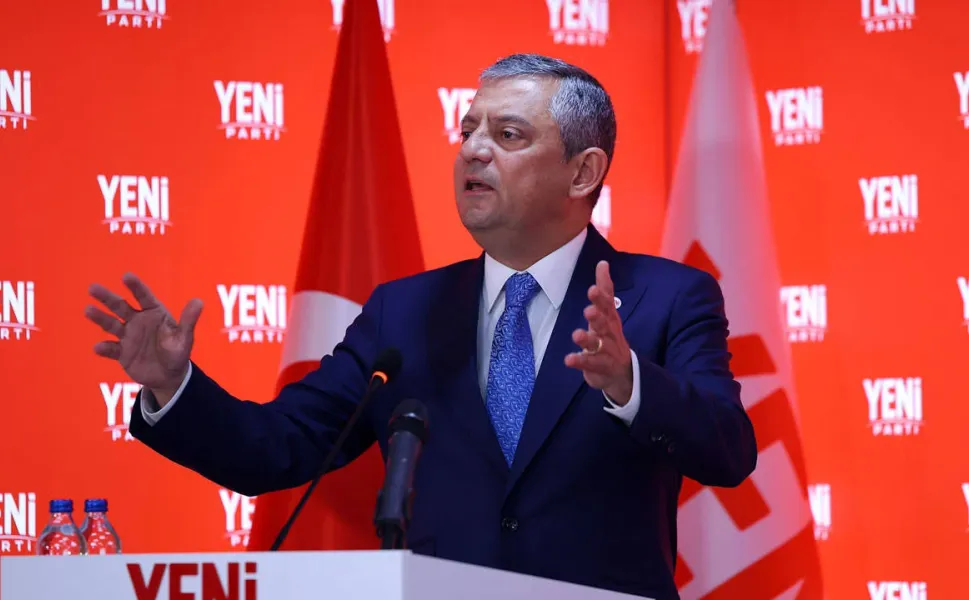 Özgür Özel’den 'şeffaflık' çağrısı: 'Fon soruşturmasında tüm liste açıklanmalı'