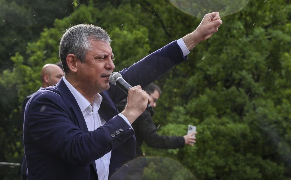 Özgür Özel’den fon krizi çıkışı: ‘Atayan-atanan AK Partili, soyan-soyulan AK Partili’