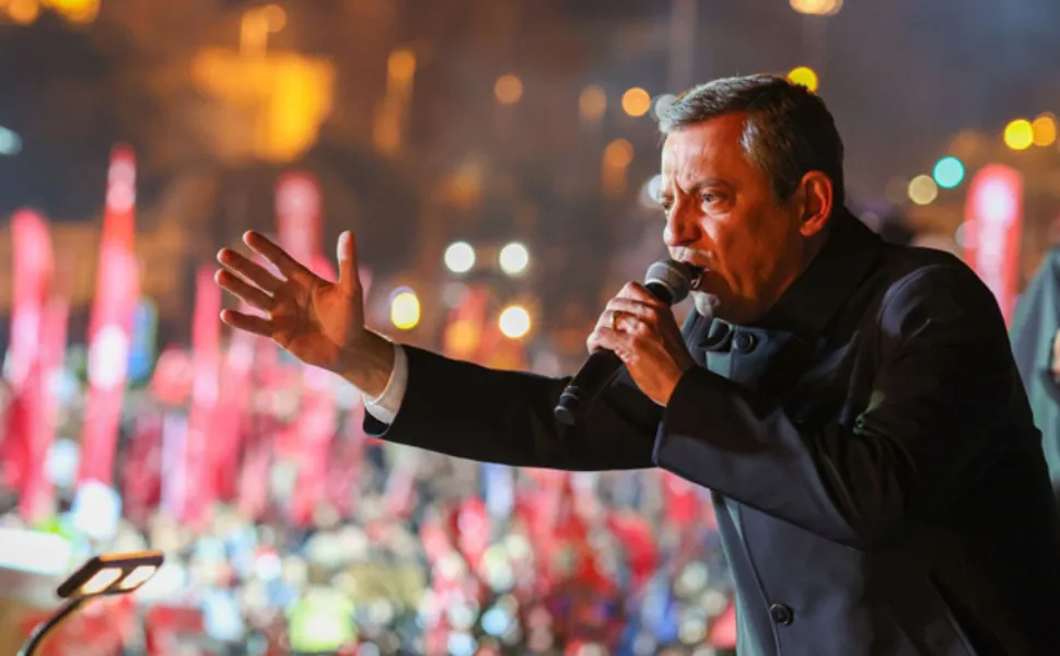 Özgür Özel, Bursa’dan Erdoğan’a seslendi: ‘Cesaretin varsa, seçimleri yenileyelim’