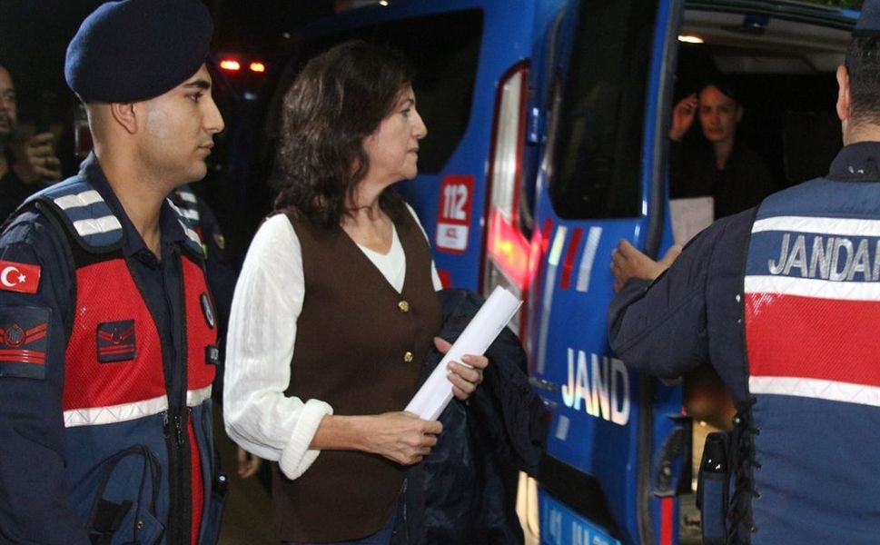 Çukurova Belediye Başkanı Emrah Kozay dahil 34 kişi tutuklandı!