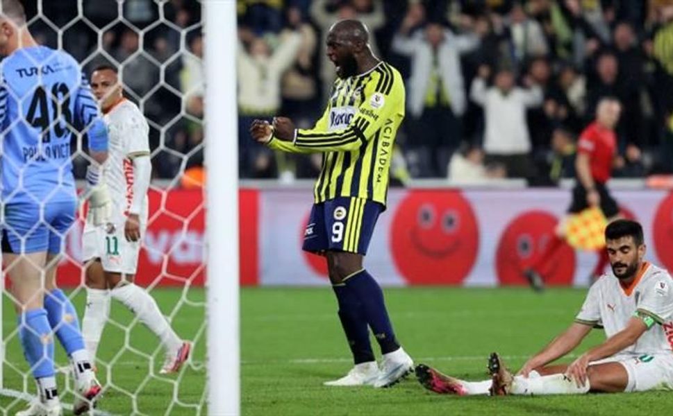 Kadıköy’de derbi öncesi 3 puan | Fenerbahçe 3-0 Alanyaspor