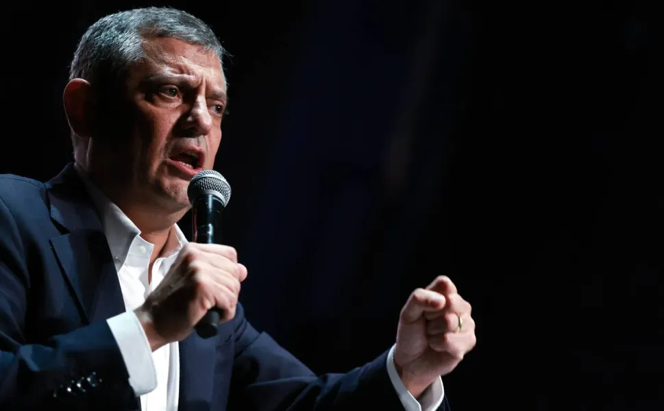 Özgür Özel'den Kılıçdaroğlu'na Halk TV tepkisi