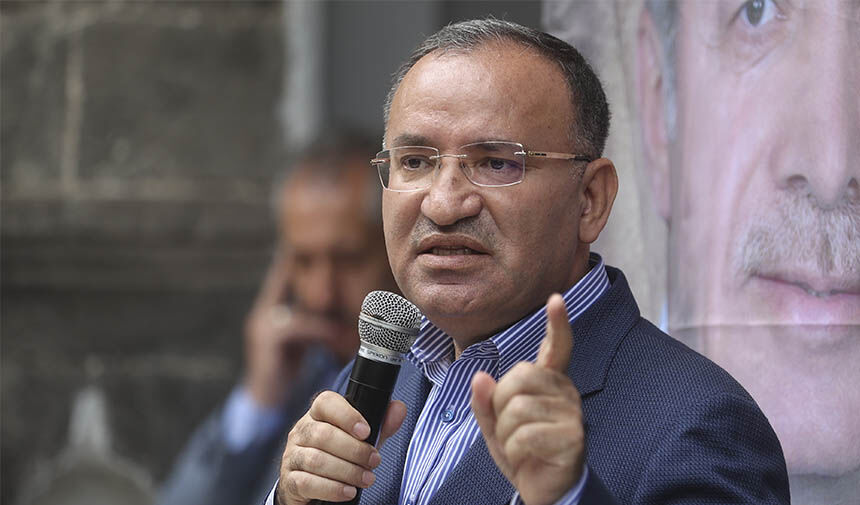 Sağlık sorunlarıyla boğuşan Bekir Bozdağ’ın son hali sevenlerini üzdü