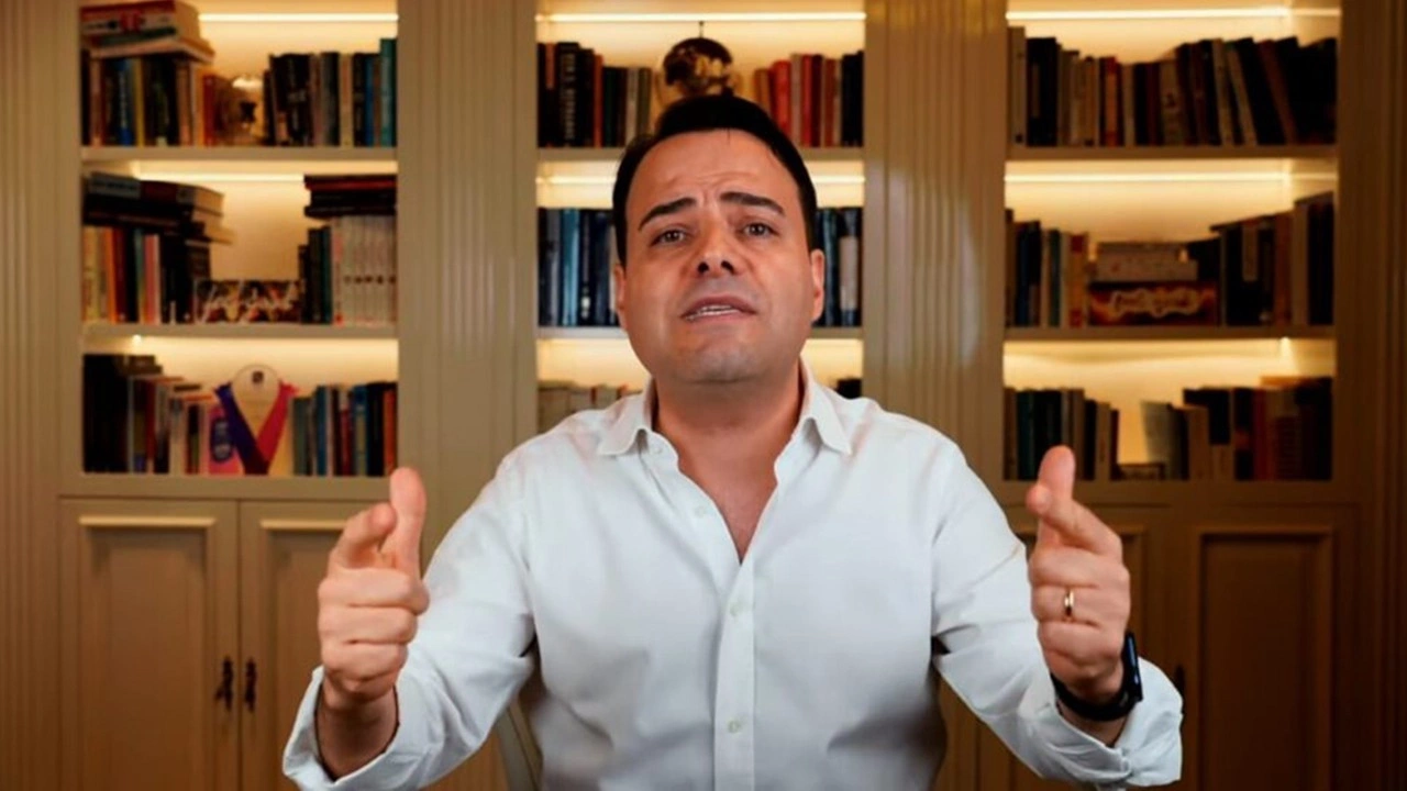 Özgür Demirtaş’tan fon skandalına ilişkin dikkat çeken paylaşım: 'Türkiye hakkında son twitim'