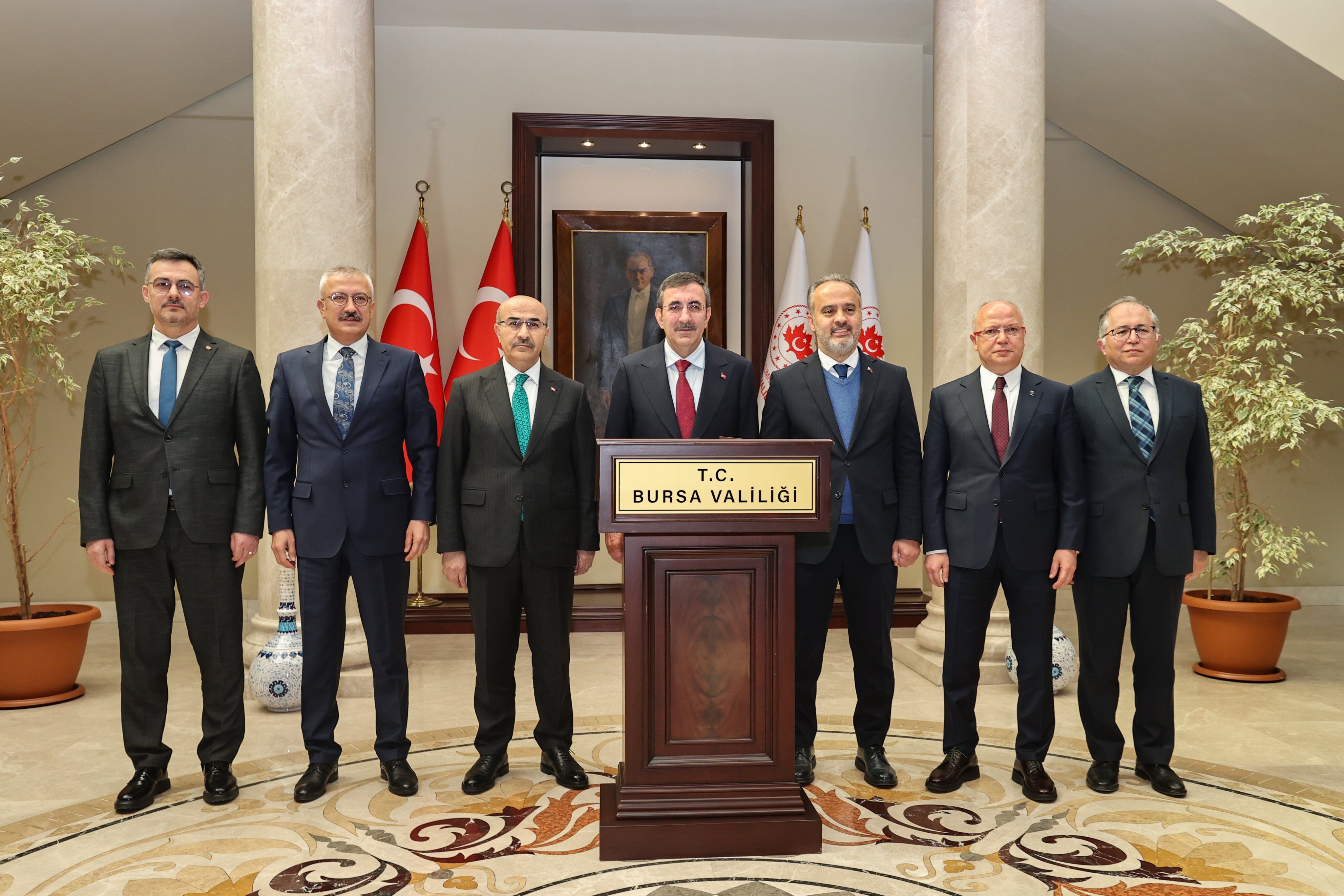 Cevdet Yılmaz: Laf edenler, algı oluşturanlar değil, gerçek 