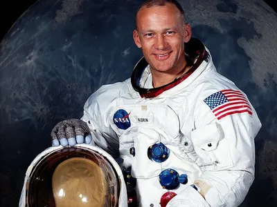 Buzz Aldrin Kimdir