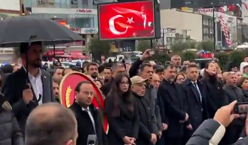 Esenyurt Kayyumu Can Aksoy,10 Kasım Töreninde Protesto Edildi