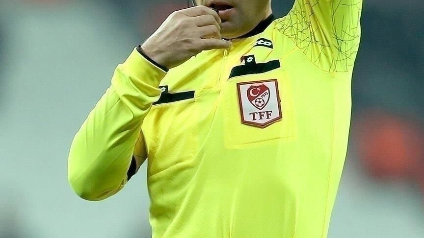 İtalya-Türkiye maçının hakemi belli oldu