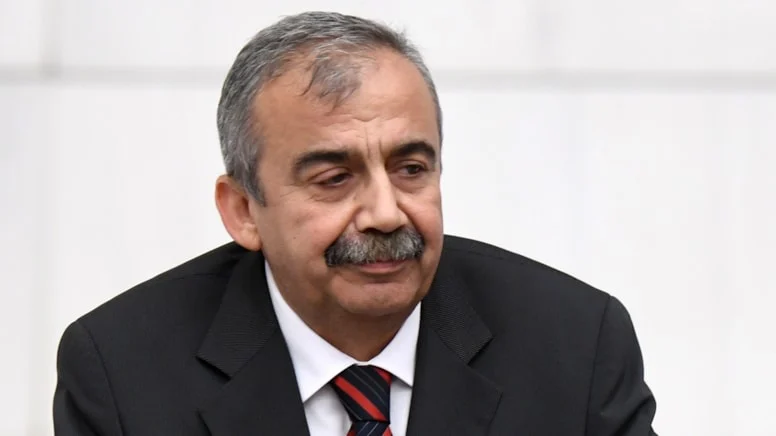 Sırrı Süreyya-3
