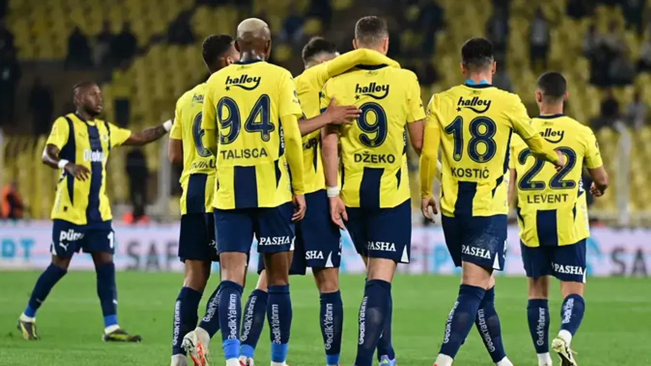 Fenerbahçe'de yolların ayrılacağı 6 isim belli oldu: 3'üne teklif bile yok
