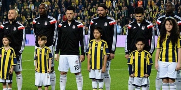 Raw Aglayan Cocugu 34Ben Artik Fenerbahceli Oldum34 Diyerek Teselli Eden Besiktasli Necip Uysala Fair Play Odulu Verildi 160260686