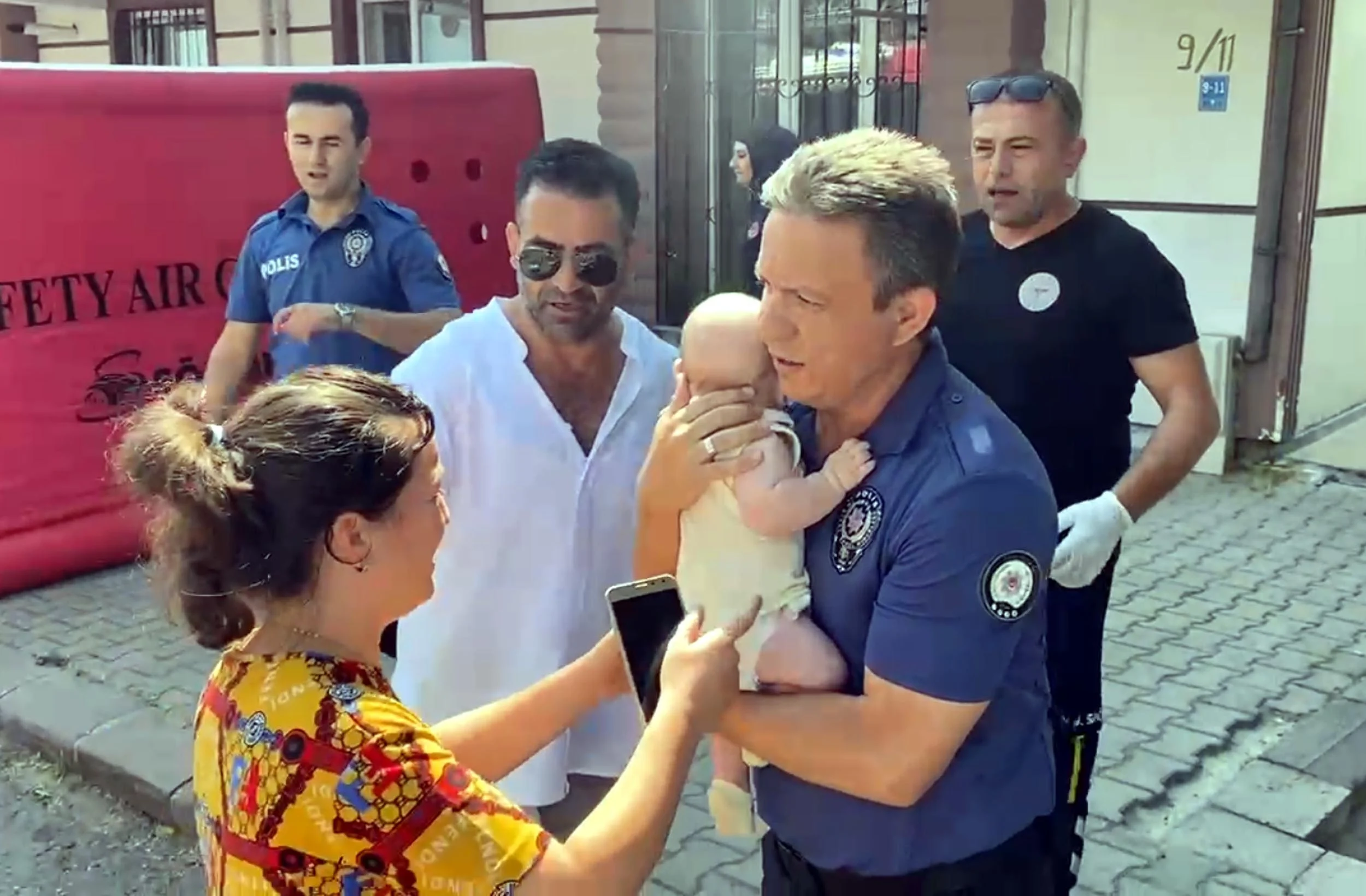 Bebek Kurtarıldı