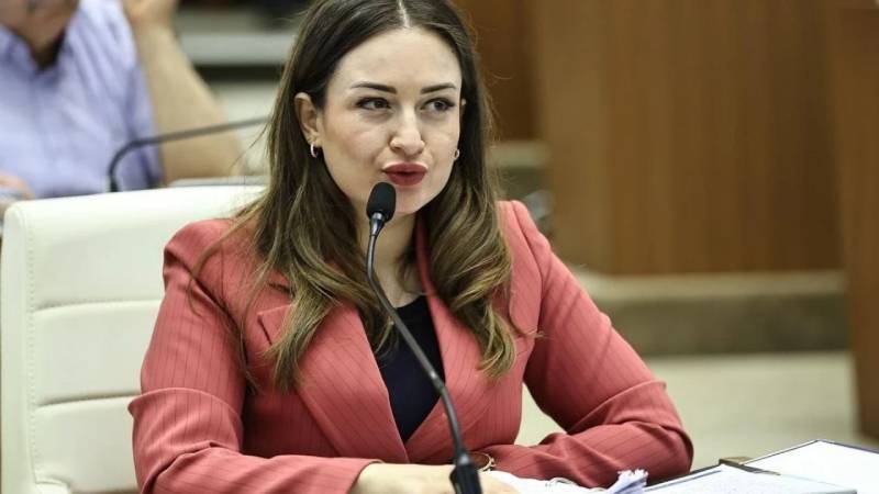 Büşra Özdemir