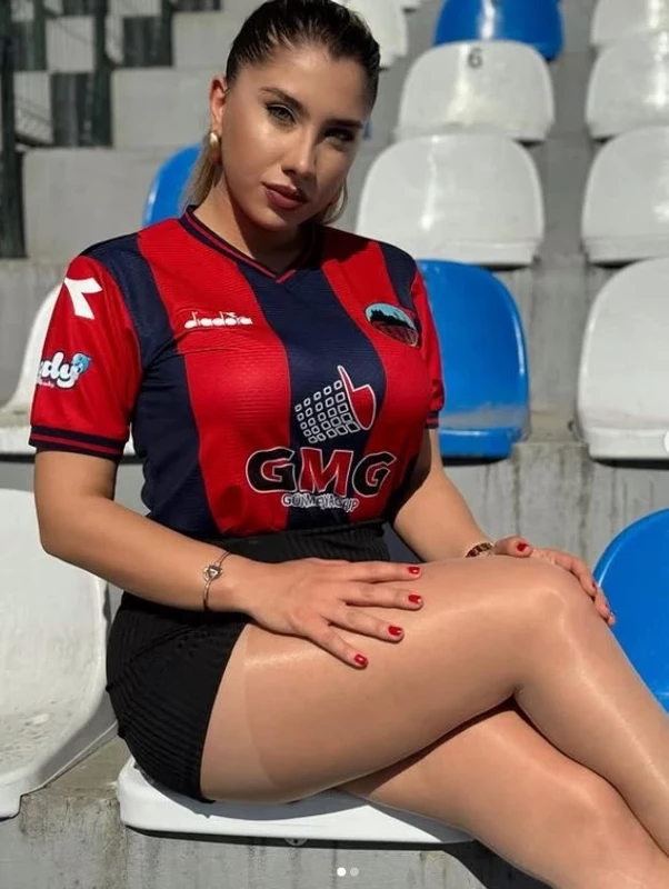 Elif Karaaslann