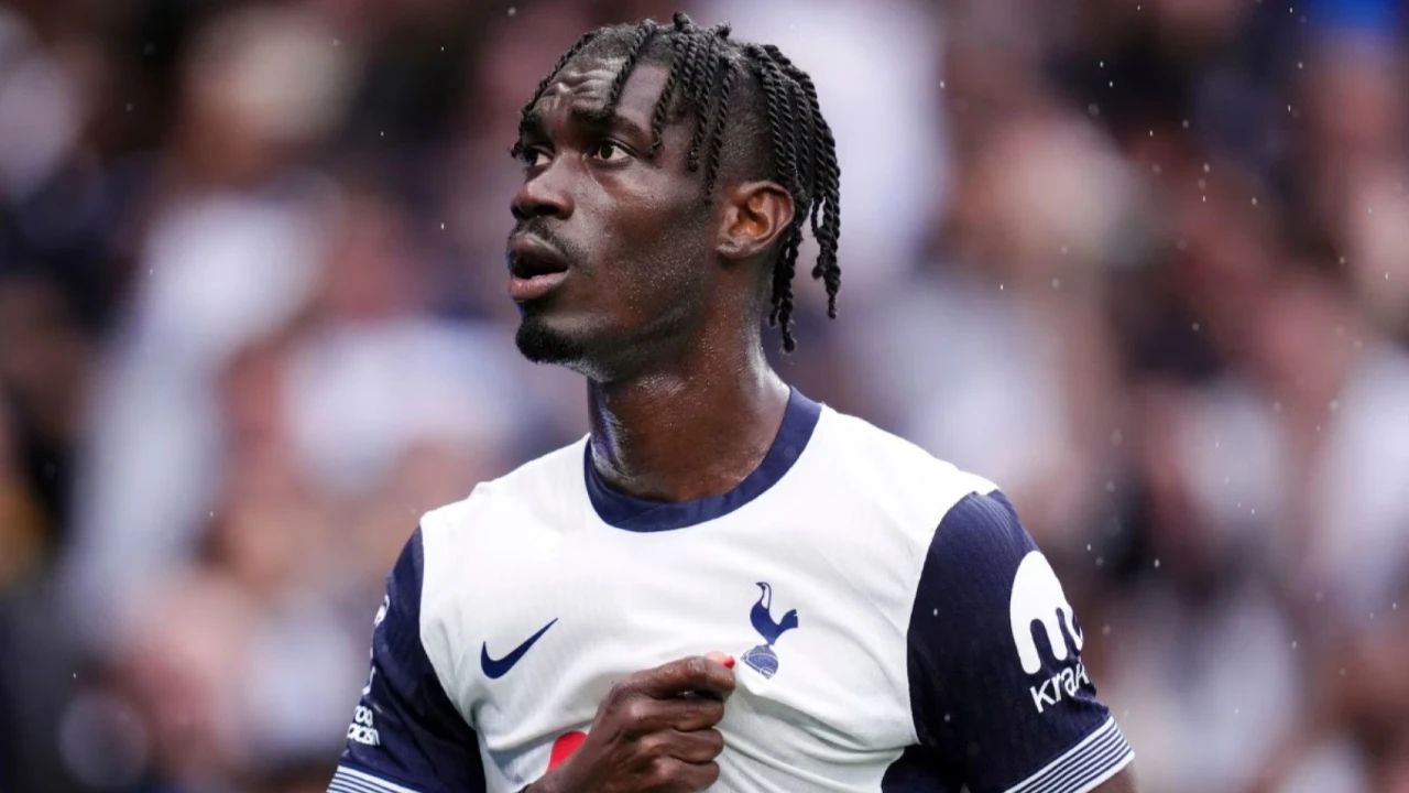 Fenerbahce Transfer Icin Harekete Gecti Bissouma Turkiyeyi Sordu F4Wx