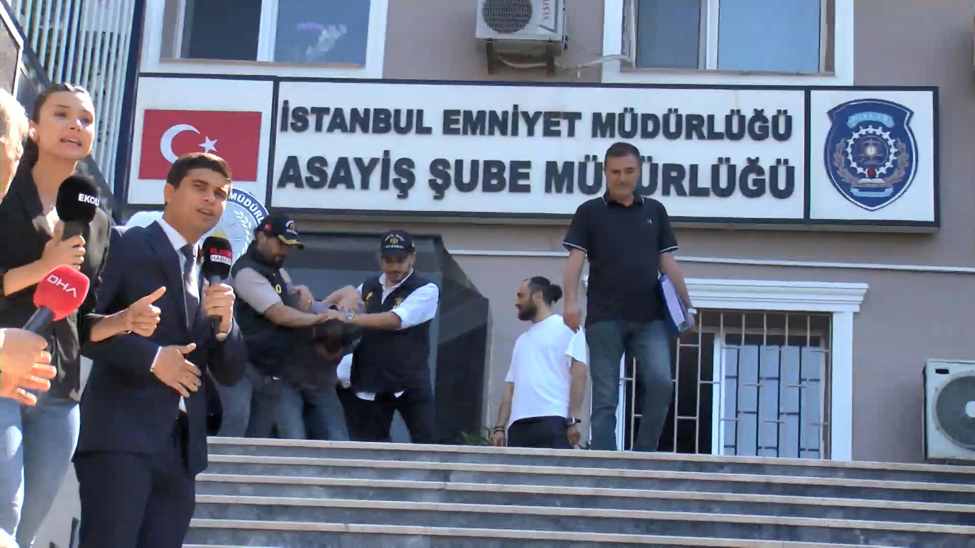 I S T A N B U L A Y S E T O K Y A Z C I N A Y E T I N D E 7 S U P 818134 242262