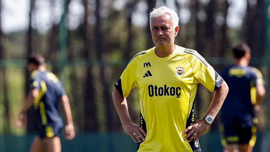 Jose Mourinho(2)(4)