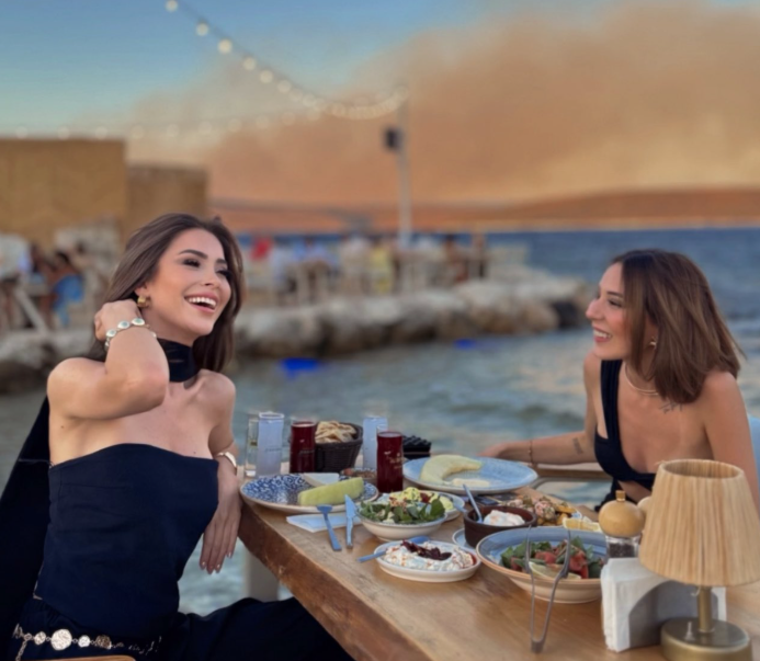 Sosyal Medya Fenomeni Izmir Paylaşımı
