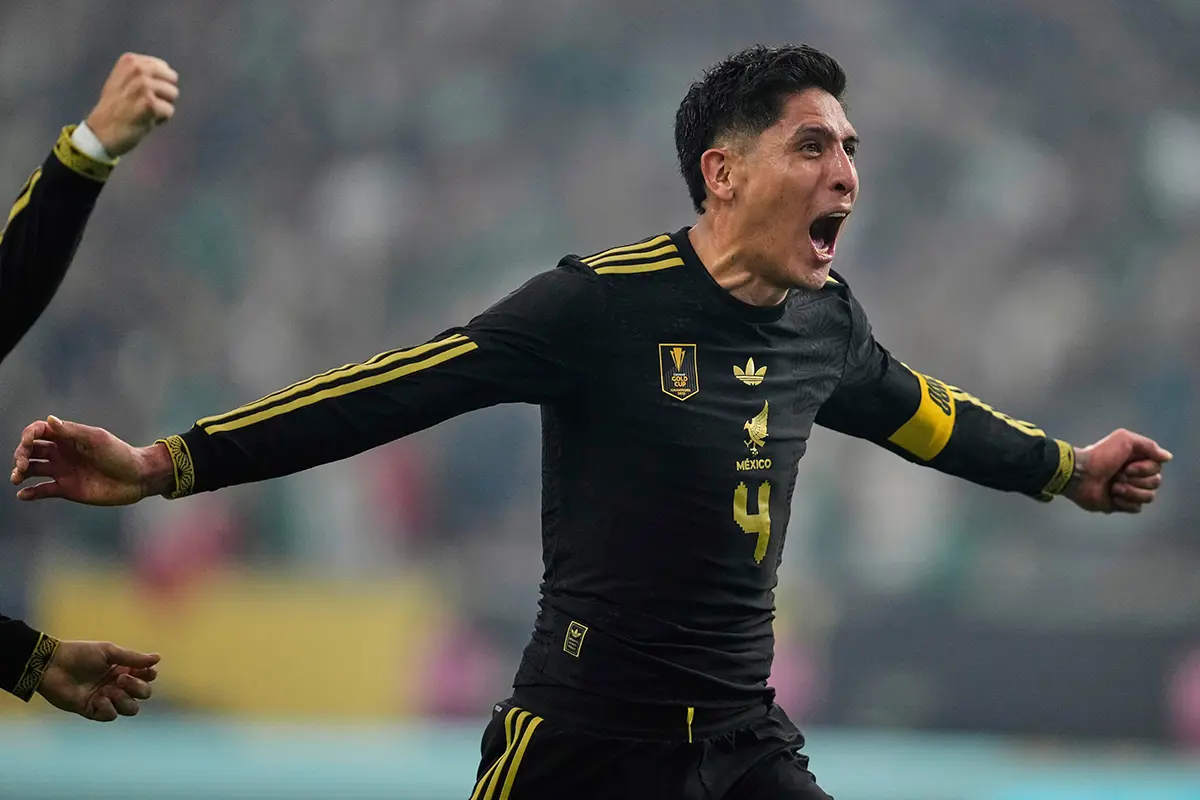 Edson Alvarez Fenerbahçede