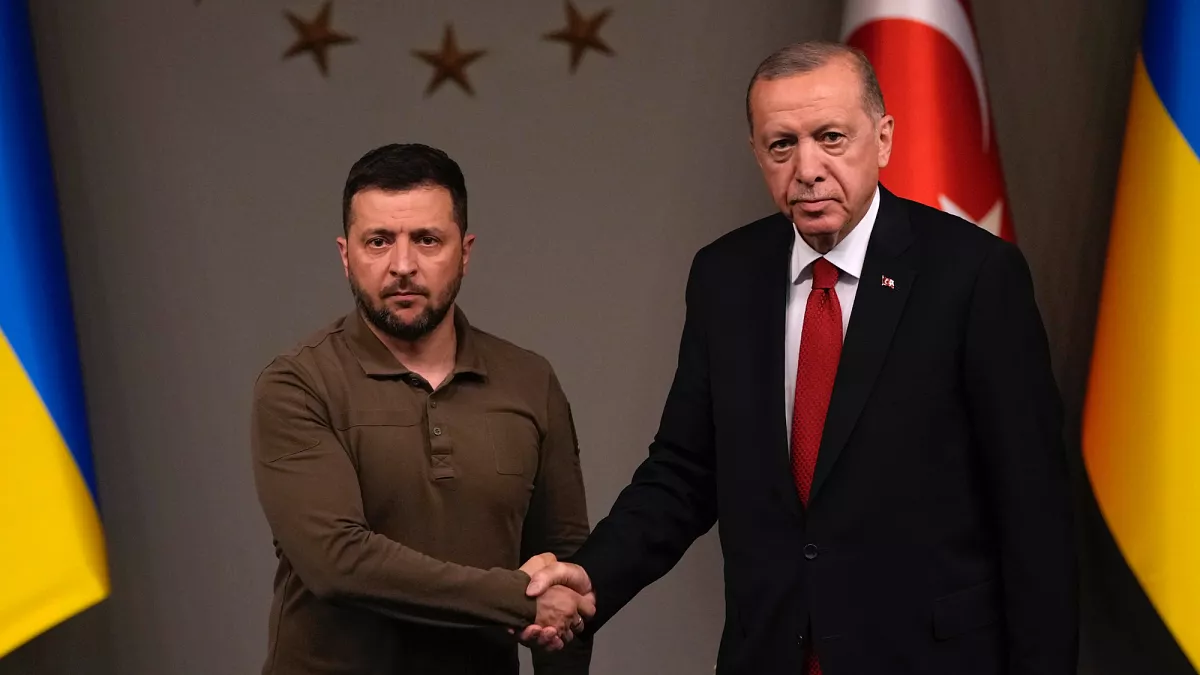 Zelenskiy: Savaşın bitmesi için Türkiye'de zirve yapmaya hazırız