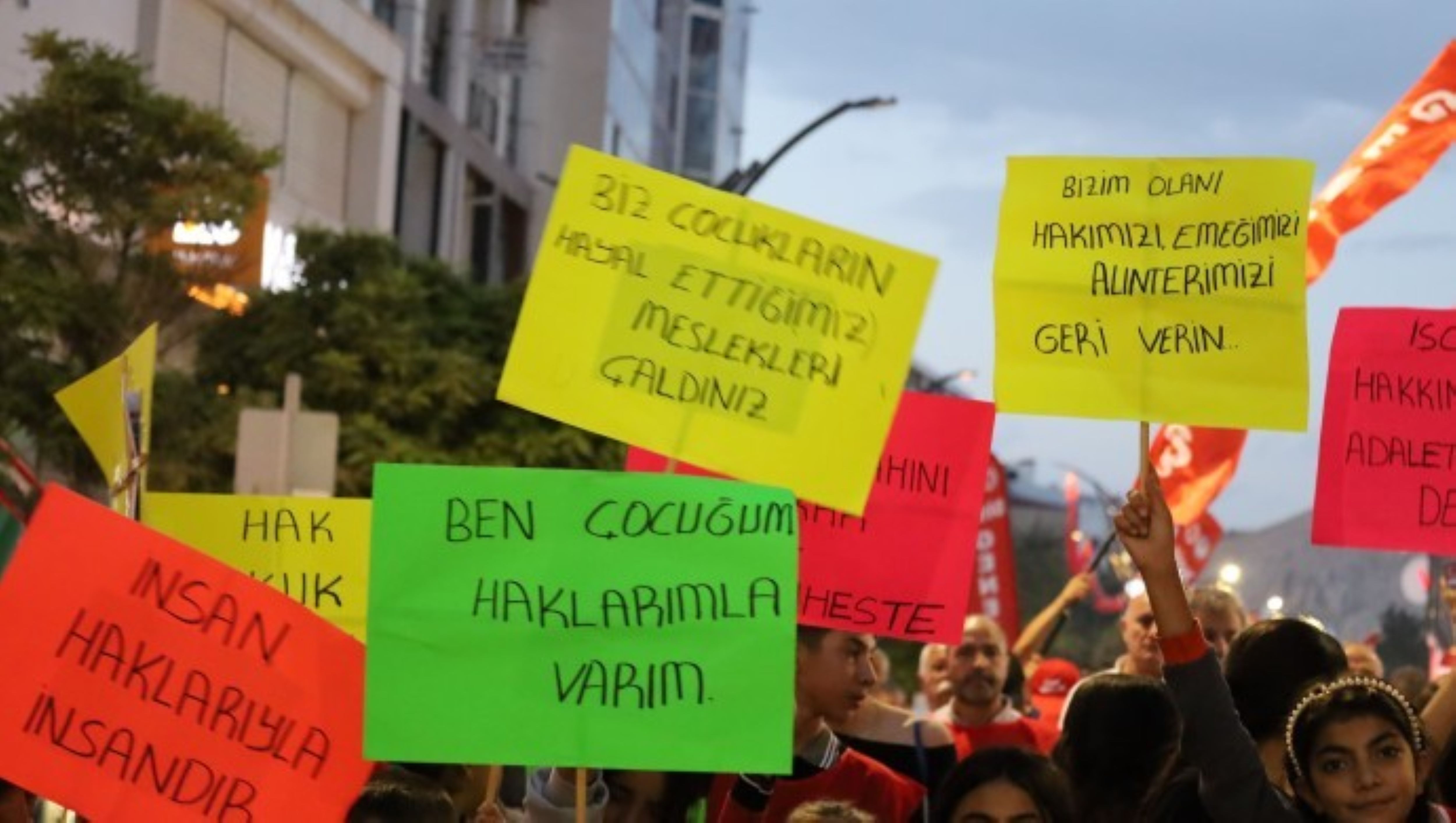 Kayyım Işçiler Çocukları.