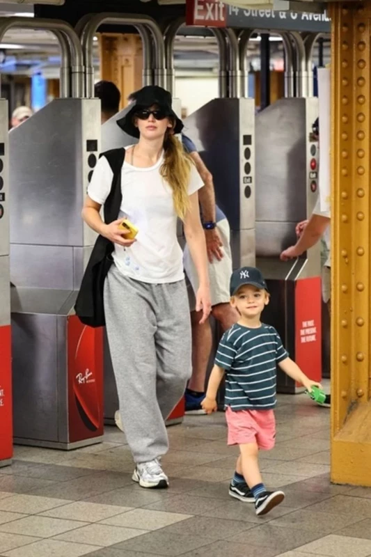 3833375 6993852870C04597C46344Fbef4 Jdcd