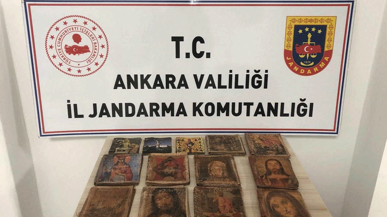 Ankara'da 6 milyon dolar değerinde İbranice el yazması kitaplar ele geçirildi