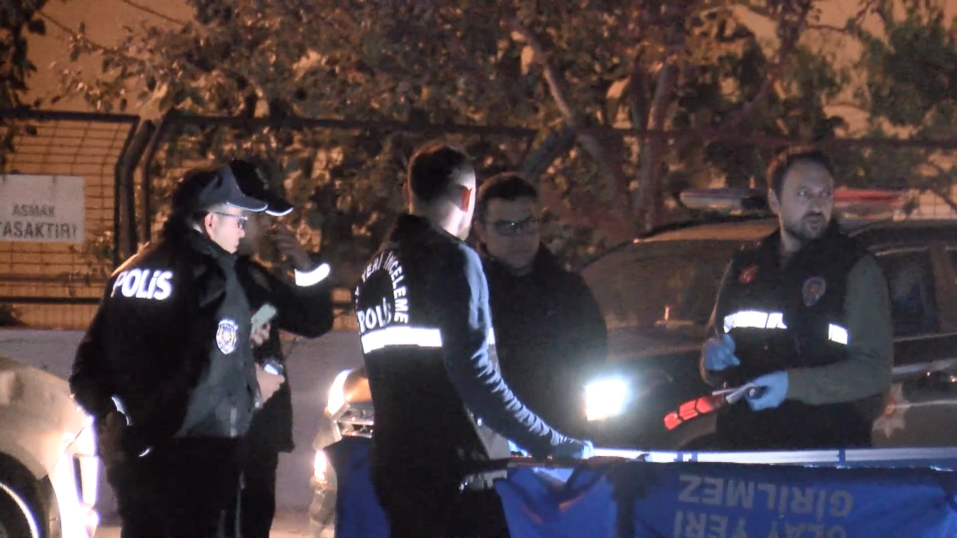 I S T A N B U L A R N A V U T K O Y D E U G R A D I G I S I L A H L 940919 279407