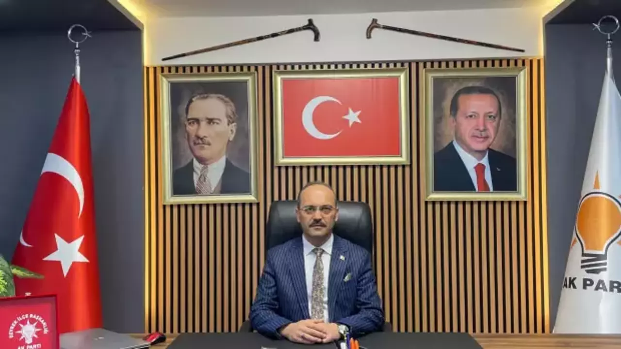 İsmail Cinbir.