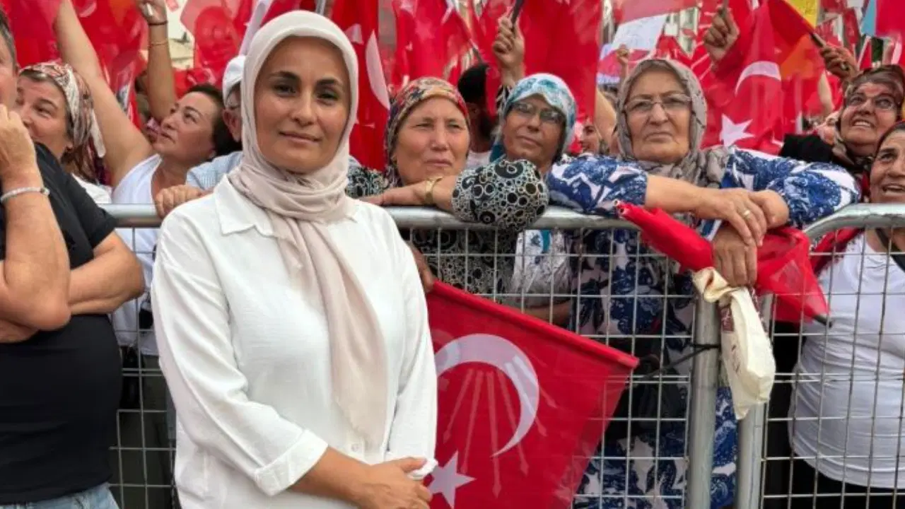 Menzil Çakmak.