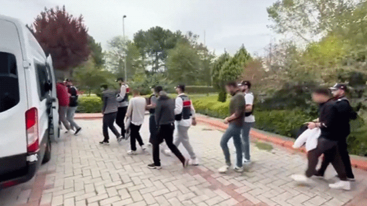 6 kentte 'nitelikli dolandırıcılık' operasyonu: 12 gözaltı