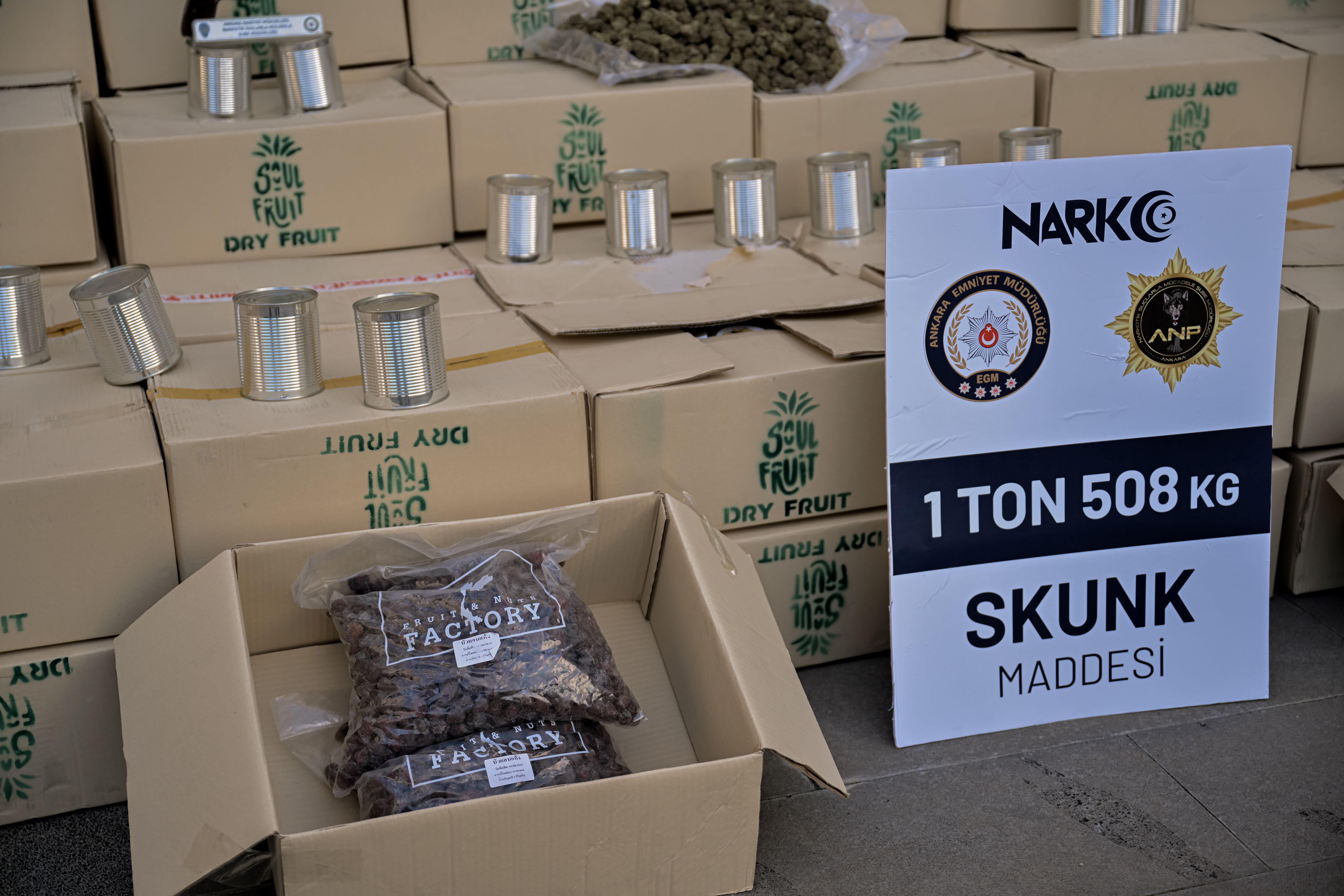 A A 20251114 39708310 39708309 D E R I N C E L I M A N I N D A 1 T O N 508 K I L O G R A M U Y U S T U R U C U E L E G E C I R I L D I 5 S U P H E L I Y A K A L A N D I