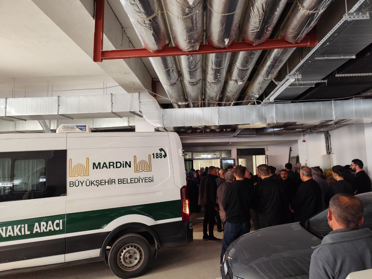 M A R D I N D E A N N E B A B A V E 5 Y A S I N D A K I K I Z L 1032959 306515