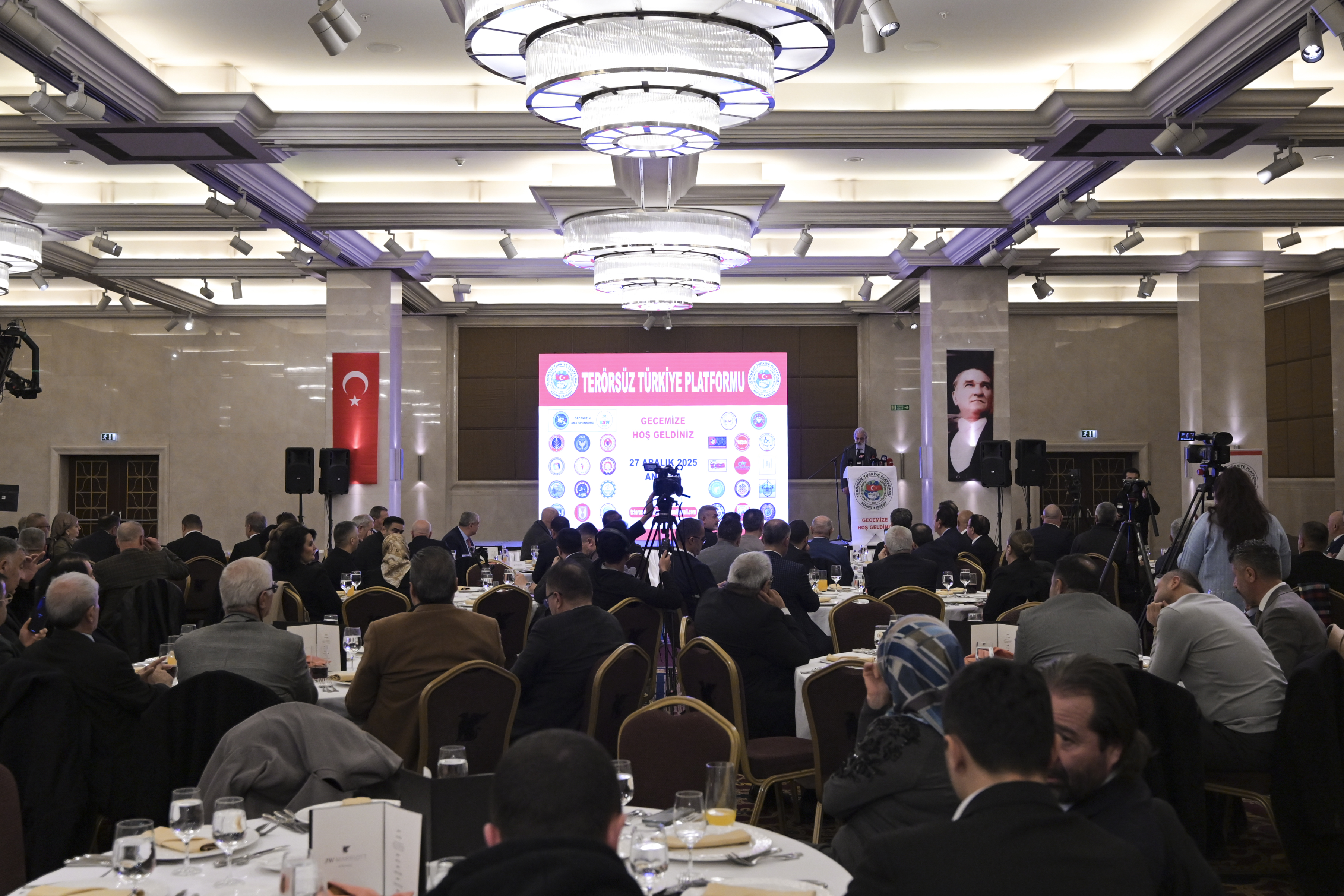 A A 20251227 40095460 40095457 A N K A R A D A T E R O R S U Z T U R K I Y E Y E E V E T P R O G R A M I D U Z E N L E N D I