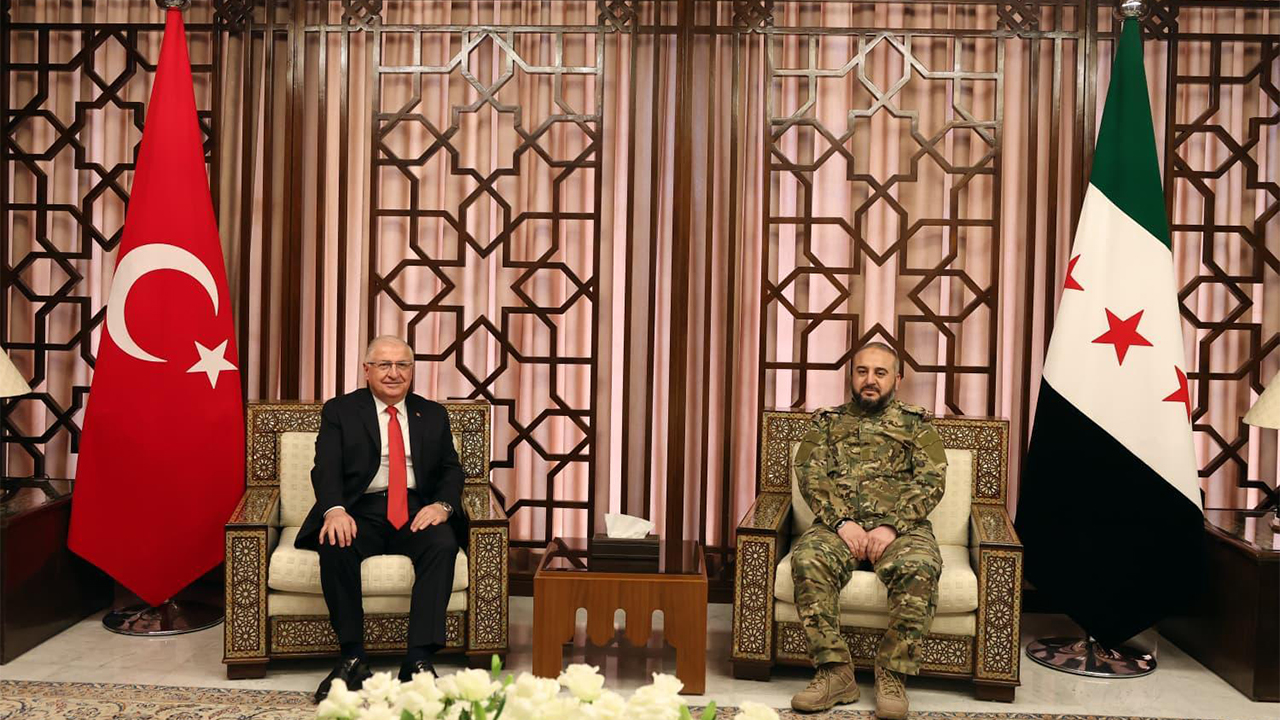 Bakan Güler, Suriye Savunma Bakanı Tümgeneral Ebu Kasra Ile Bir Araya Geldi