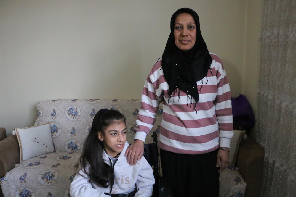 Diyarbakır Engelli Kız