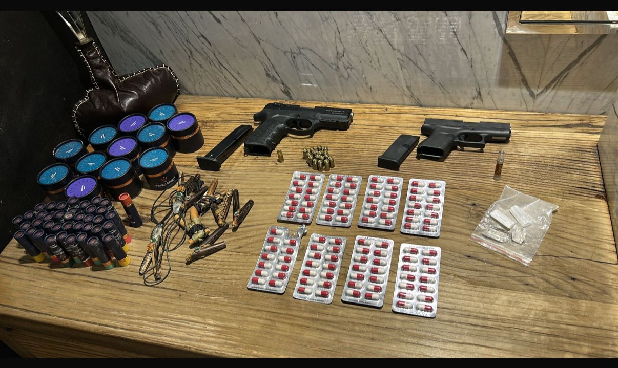 I S T A N B U L O Y U N C U E Z G I E Y Y U B O G L U G O Z A L T I 1070484 317653