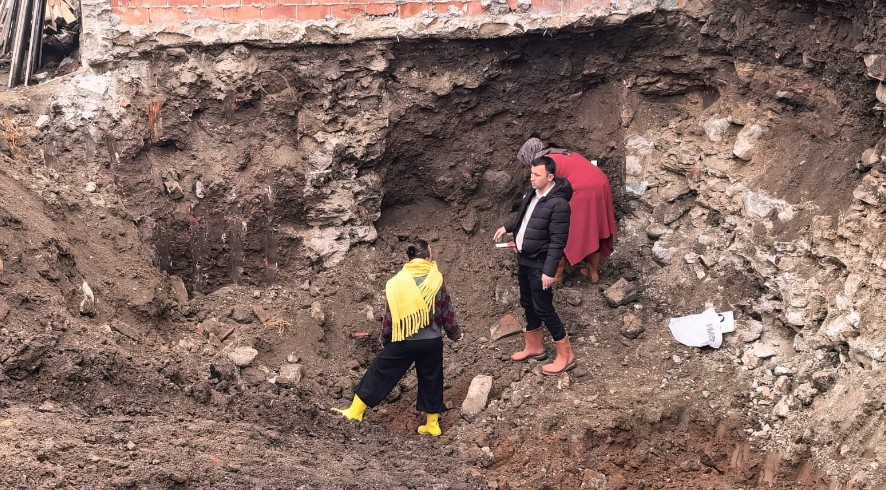 S I T E I N S A A T I K A Z I S I N D A M E Z A R K A L I N T I L A R I 1079620 320417