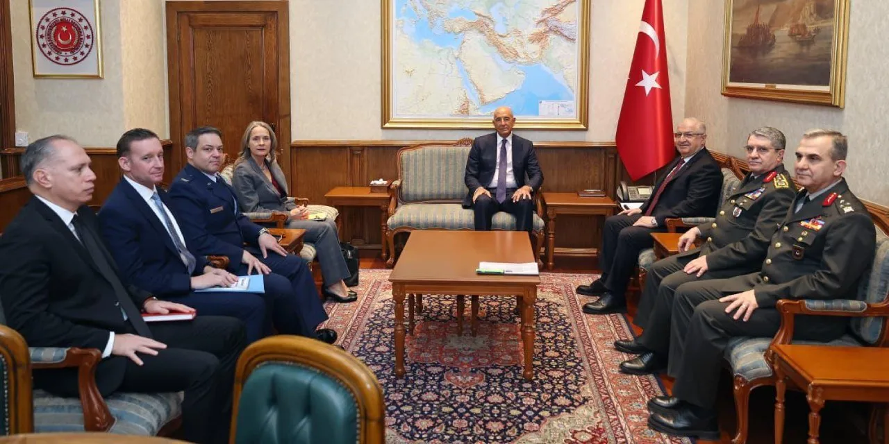 Barrack Güler Oturma Düzeni-1