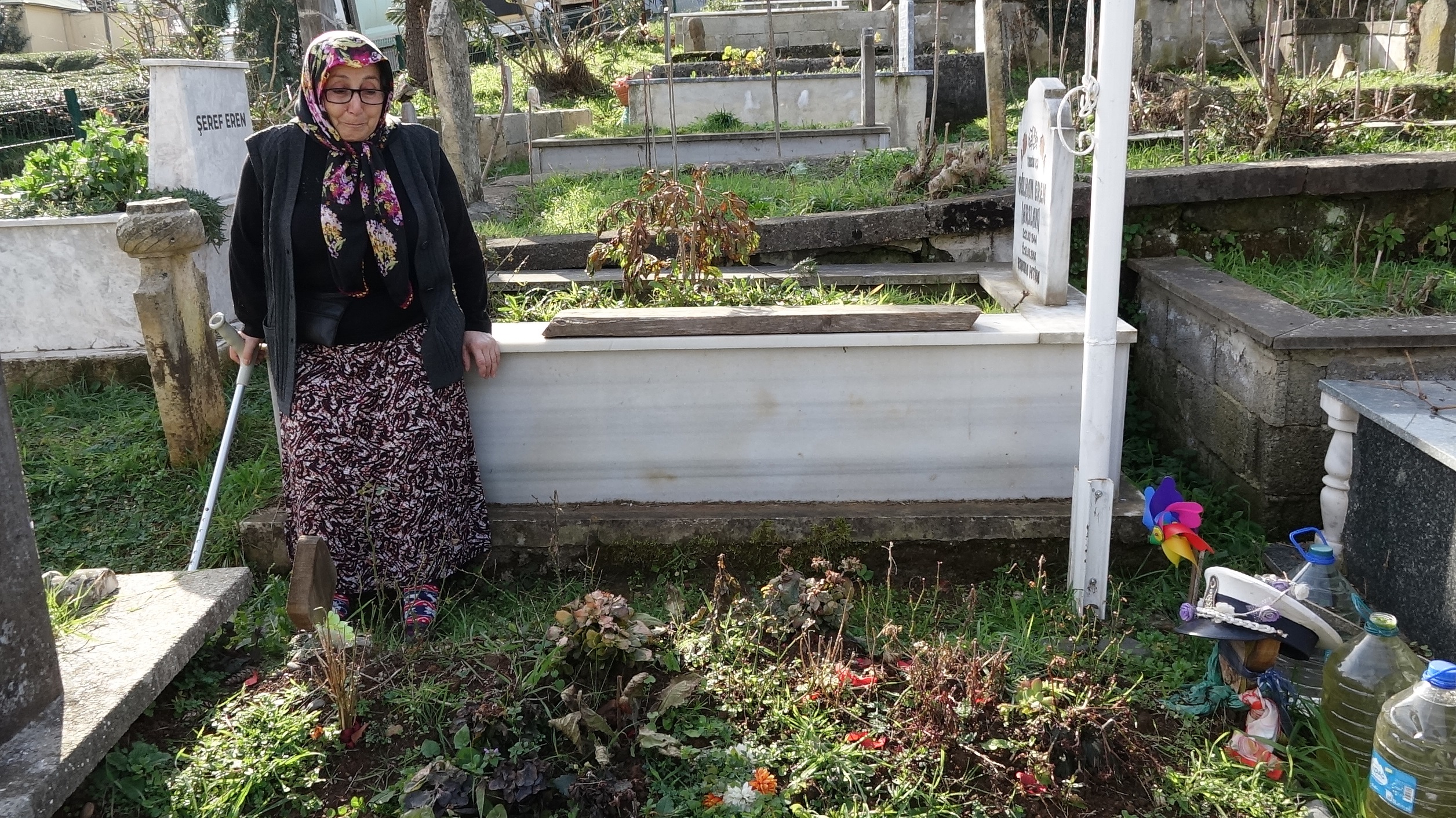 E S I N I N K A T L E T T I G I S I N E M I N A I L E S I N E C E Z A 1138185 337921