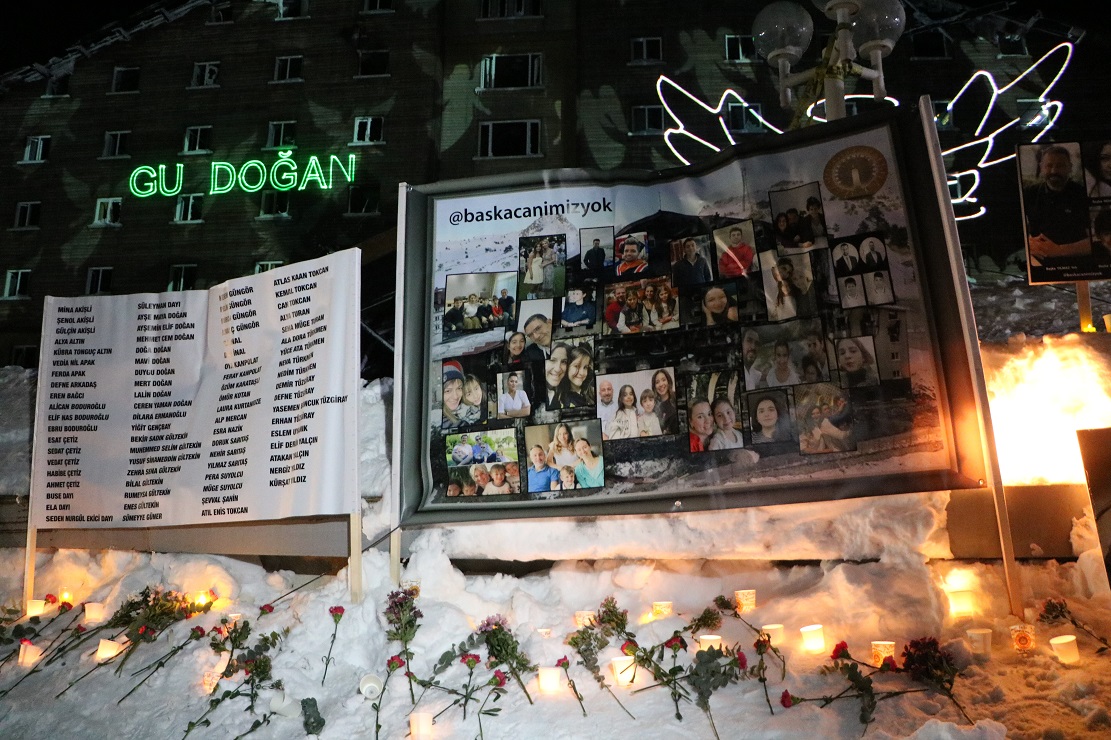 Kartalkaya Otel Yangını Birinci Yıl Anma (1)