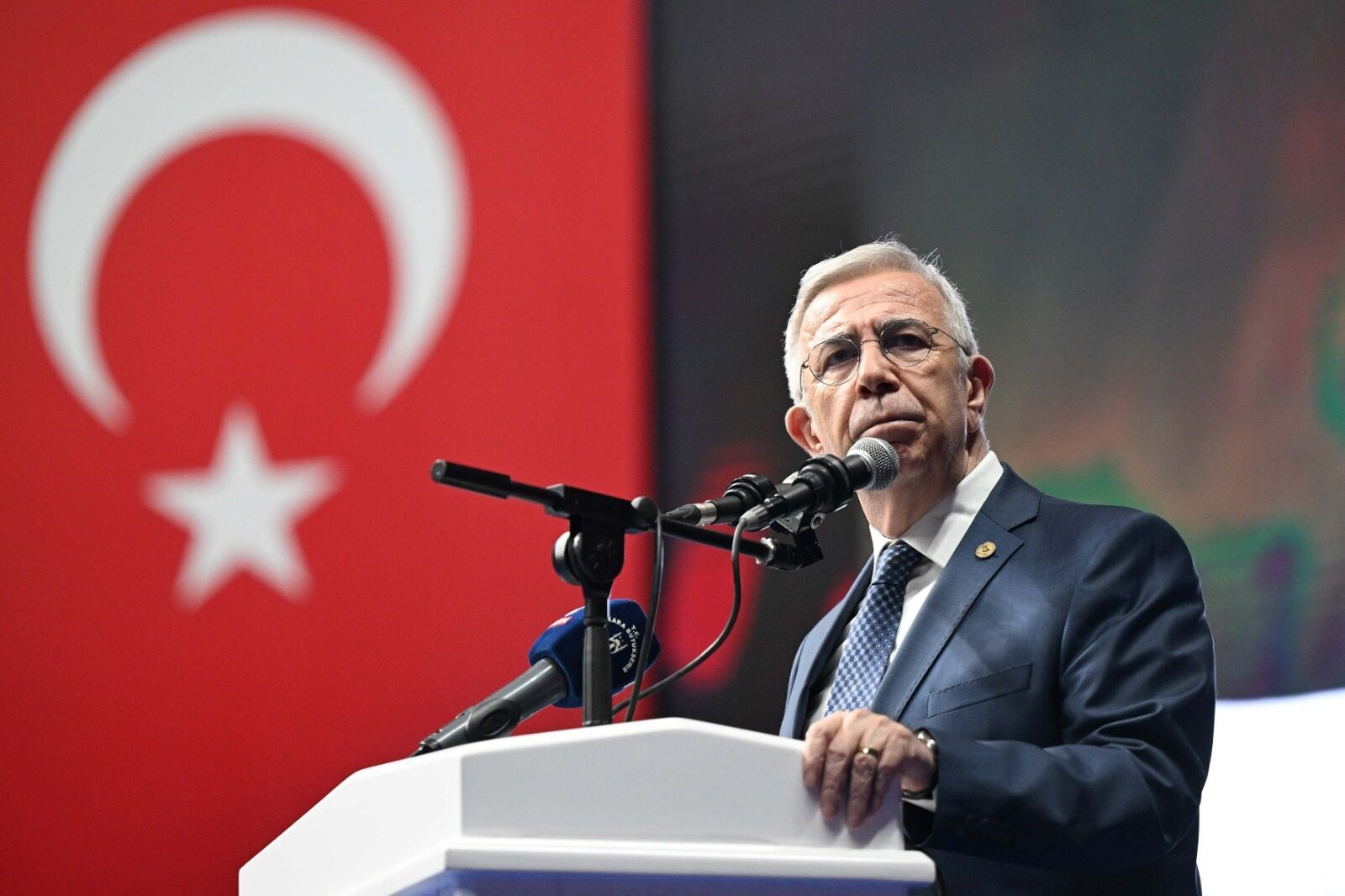 Mansur Yavaş’ın ardından 6 belediye başkanı daha CHP’den istifa etti