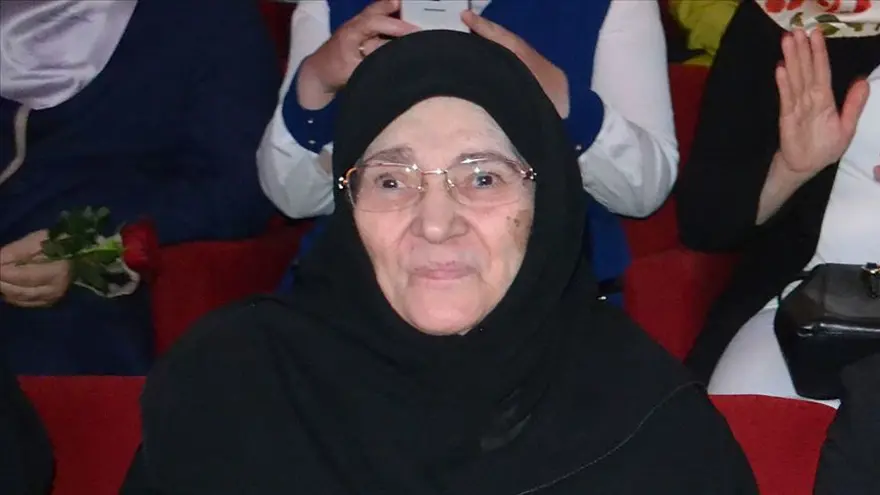 Şule Yüksel Şenler 2