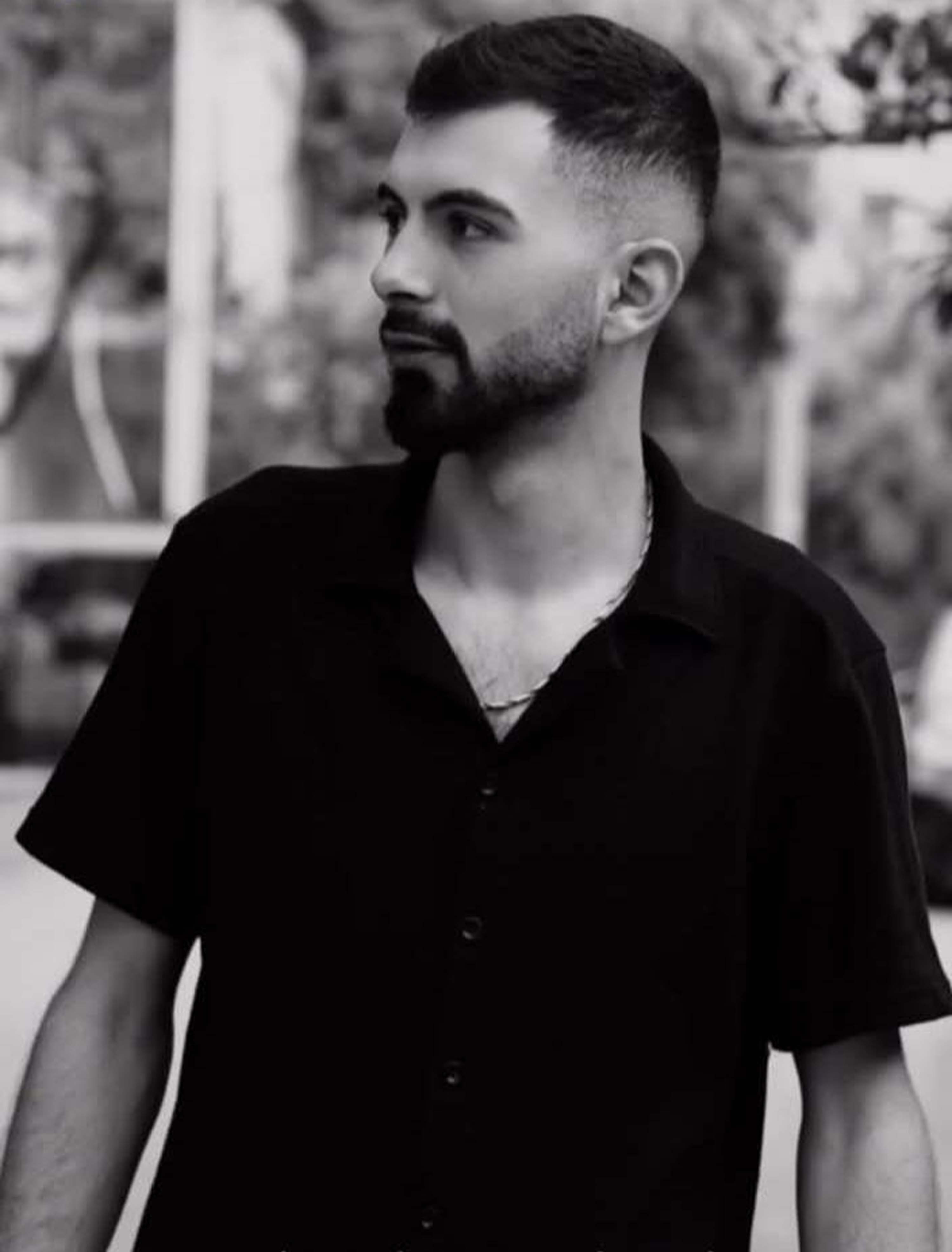 T I N E R L E S O B A Y I Y A K A R K E N Y A R A L A N D I 7 G U N 1126428 334298